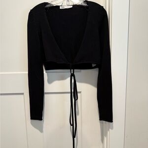 Zara Elegant Black Knit Cropped Top